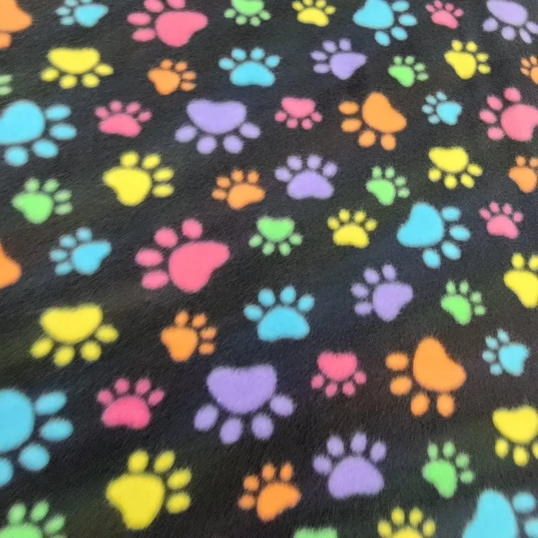 Printed Polar Fleece Fabric 150 cm Paws