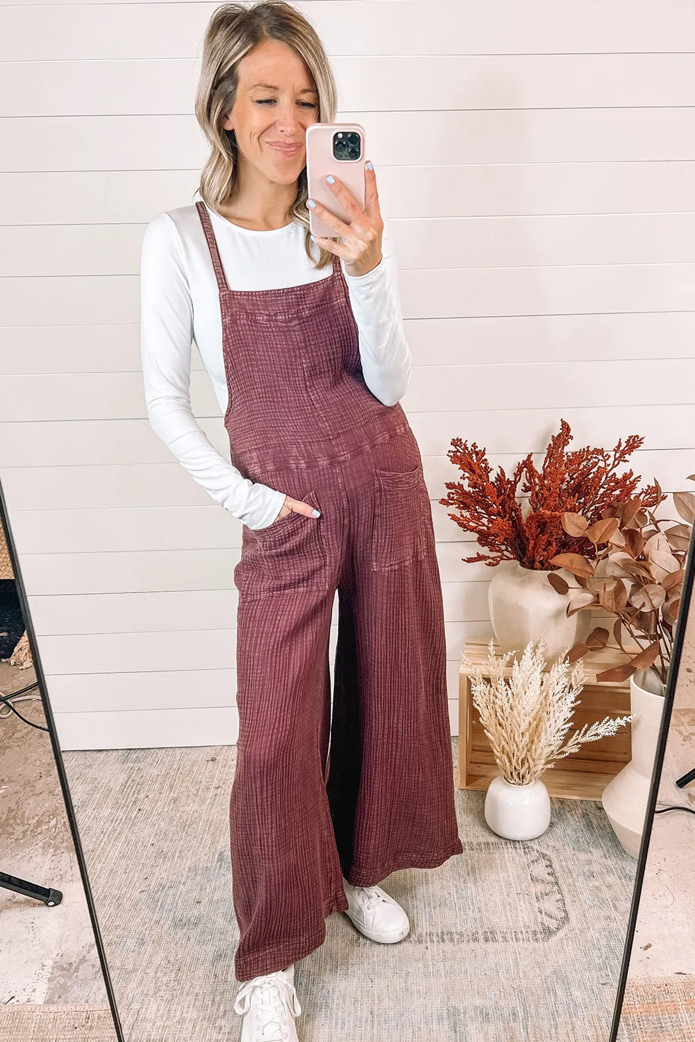 Red Textured Shoulder Straps Pocketed Jumpsuit
