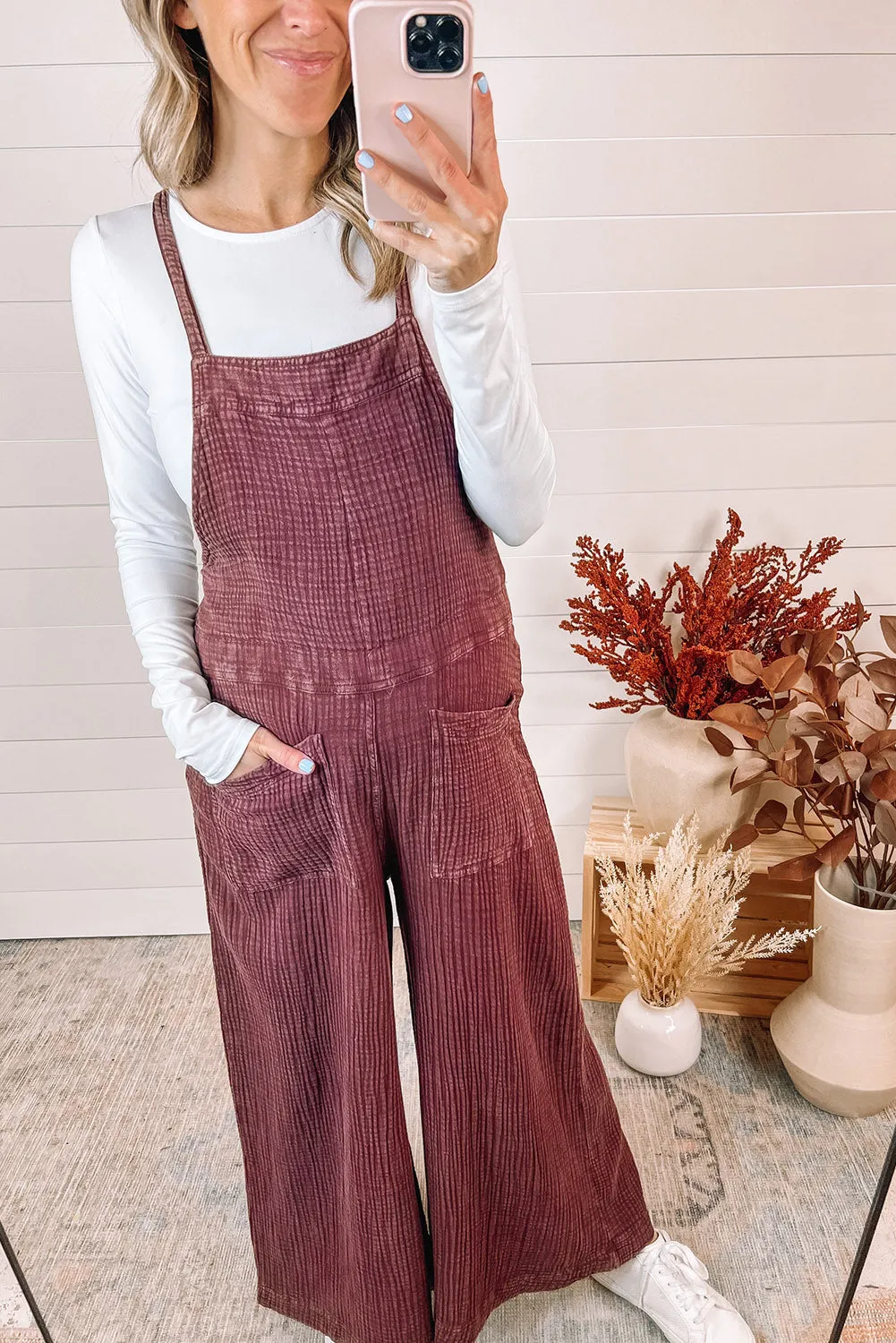 Red Textured Shoulder Straps Pocketed Jumpsuit