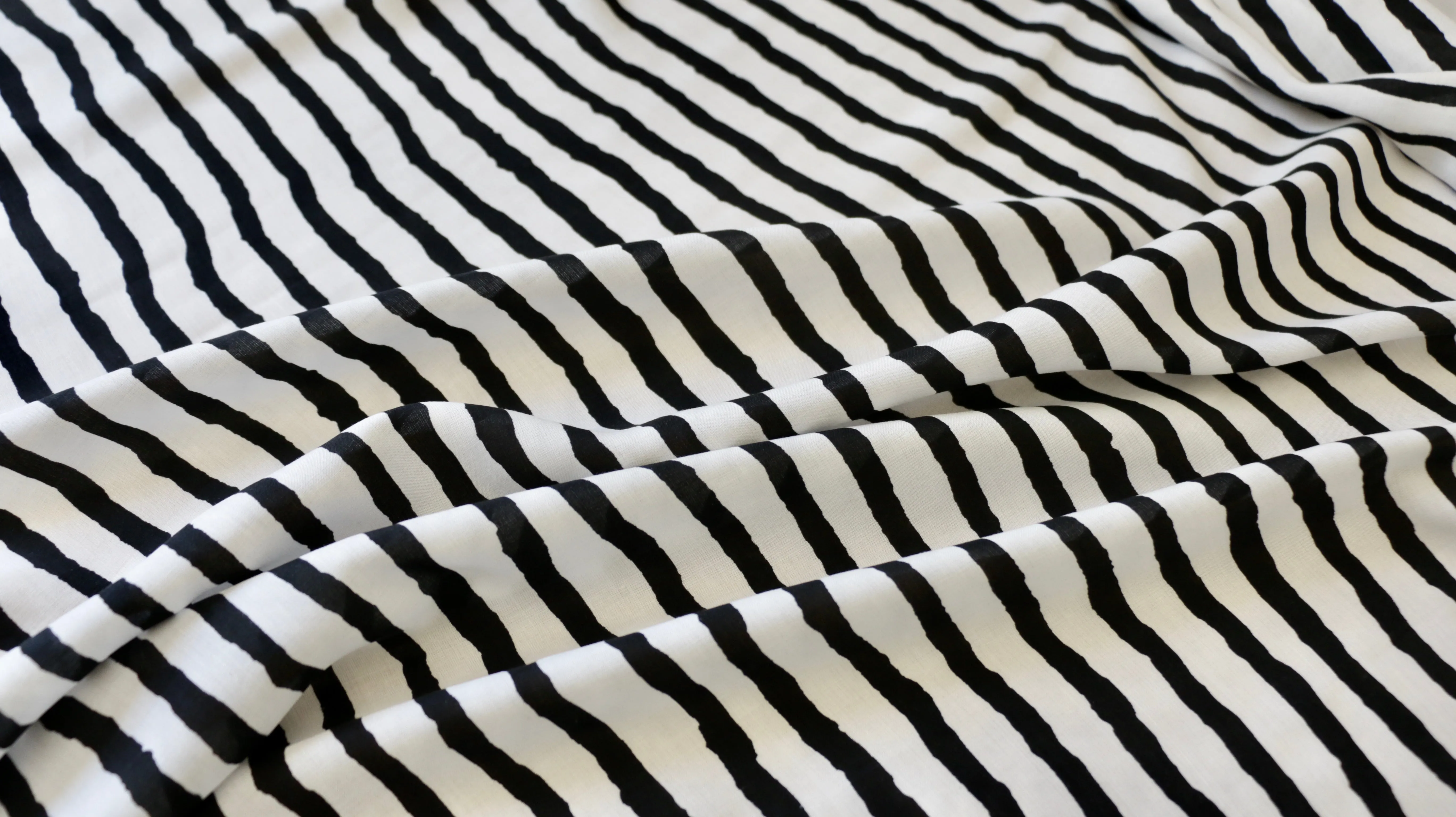 REMNANT  0.55m x 1.50m - VISCOSE LAWN FABRIC - Stripe design