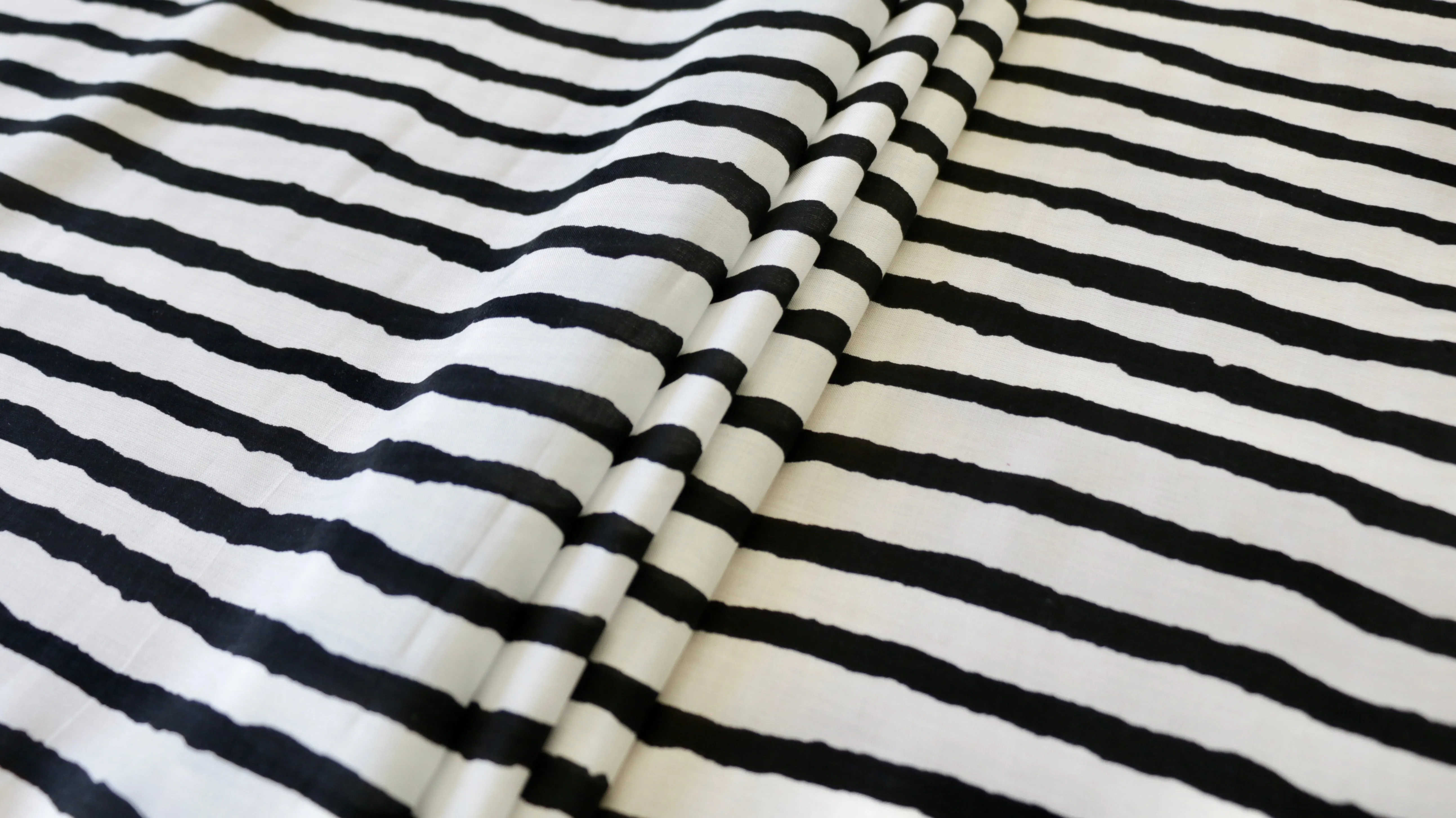 REMNANT  0.55m x 1.50m - VISCOSE LAWN FABRIC - Stripe design