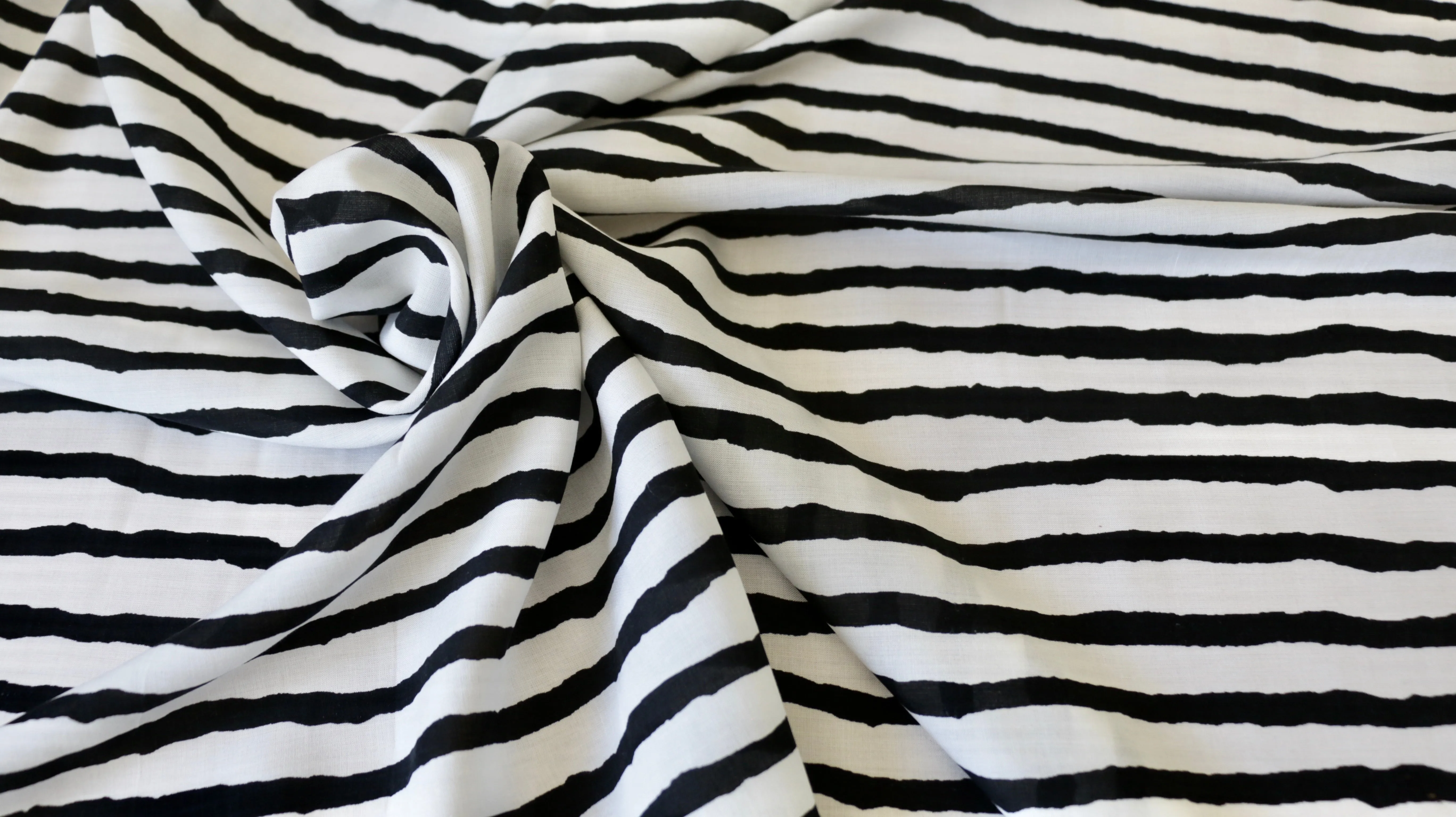 REMNANT  0.55m x 1.50m - VISCOSE LAWN FABRIC - Stripe design