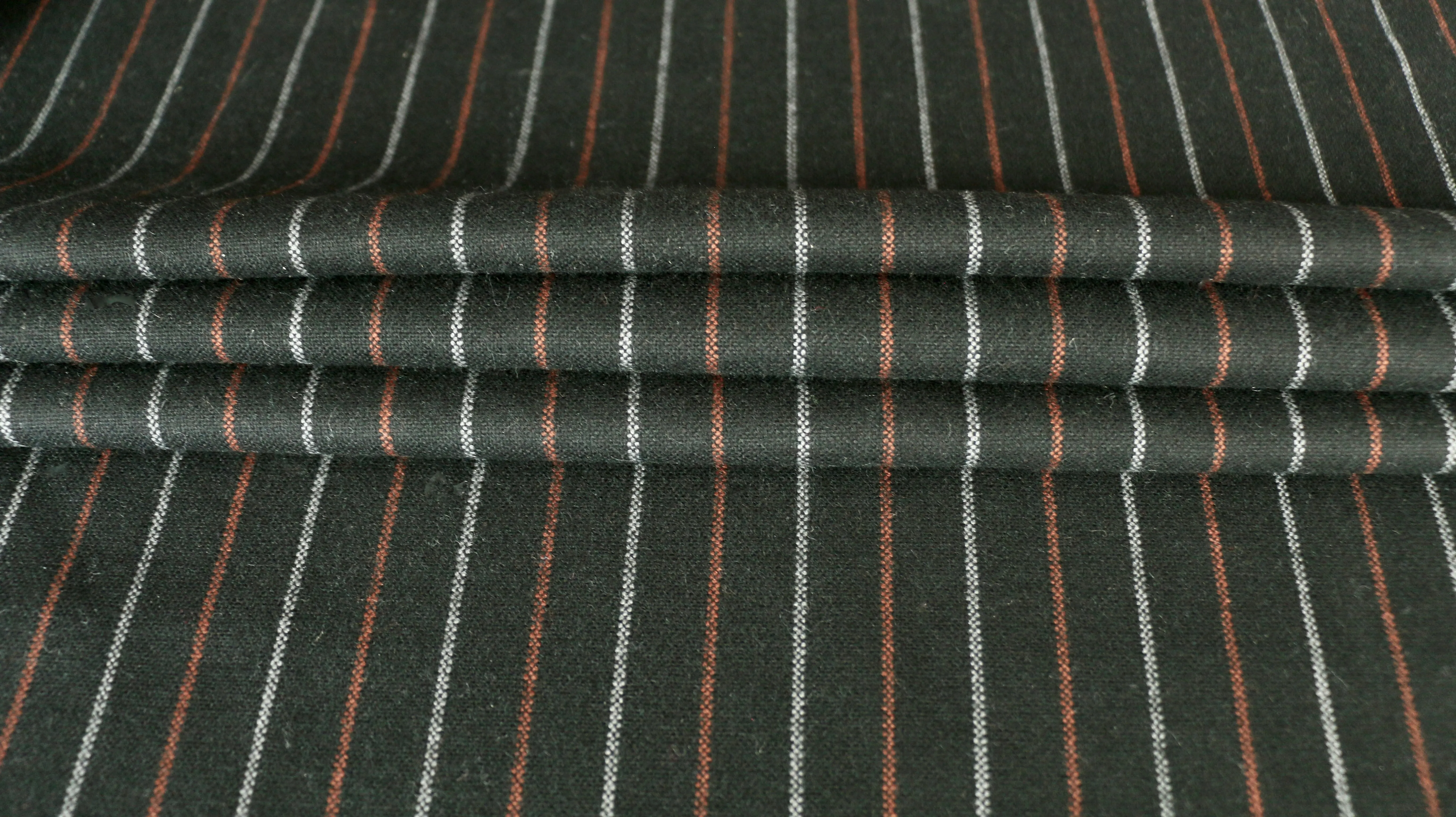 REMNANT 0.55m x 1.50m - WOOL VOLTAIRE - Stripe design - Black, burned orange and grey - Wool  blend