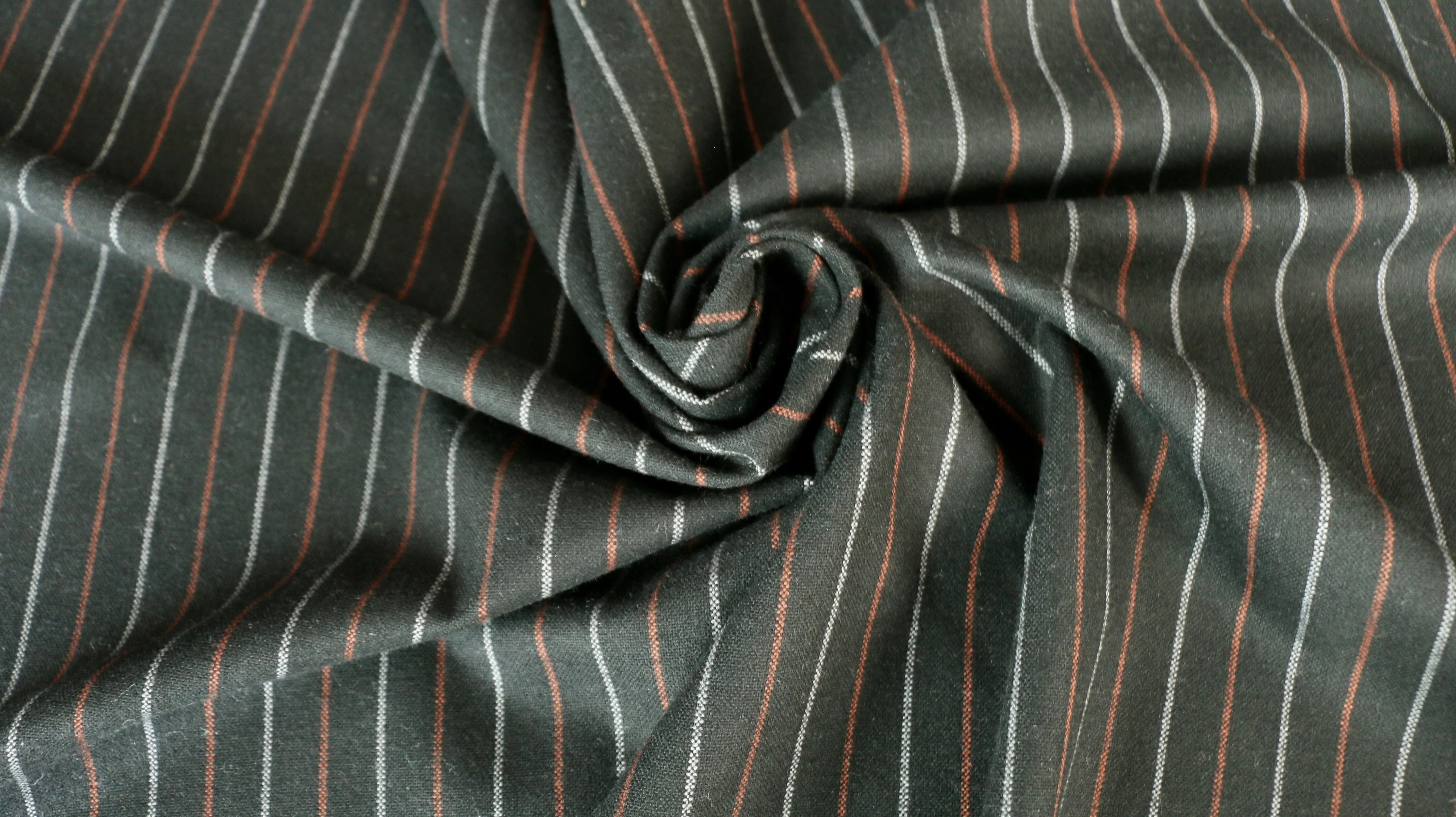 REMNANT 0.55m x 1.50m - WOOL VOLTAIRE - Stripe design - Black, burned orange and grey - Wool  blend