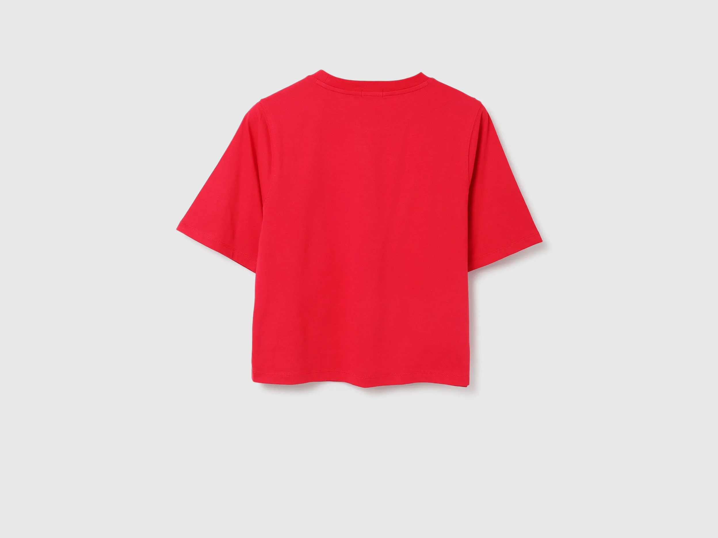 Round Neck Solid Tshirt