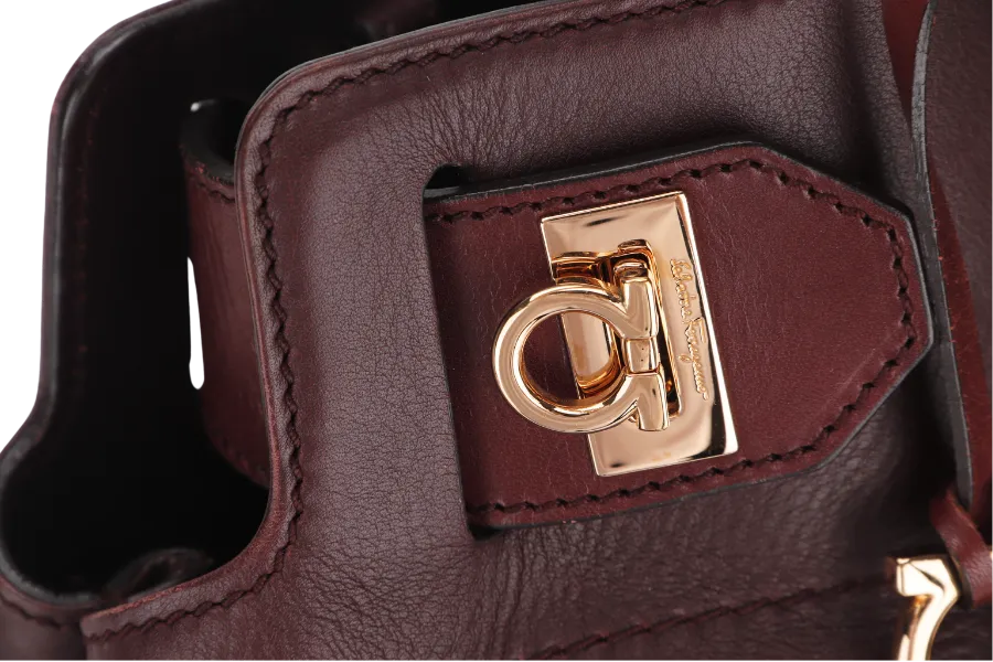 SALVATORE FERRAGAMO 2 WAY USE BAG (AB-21-C537) PURPLE LEATHER GOLD HARDWARE WITH STRAP & DUST COVER