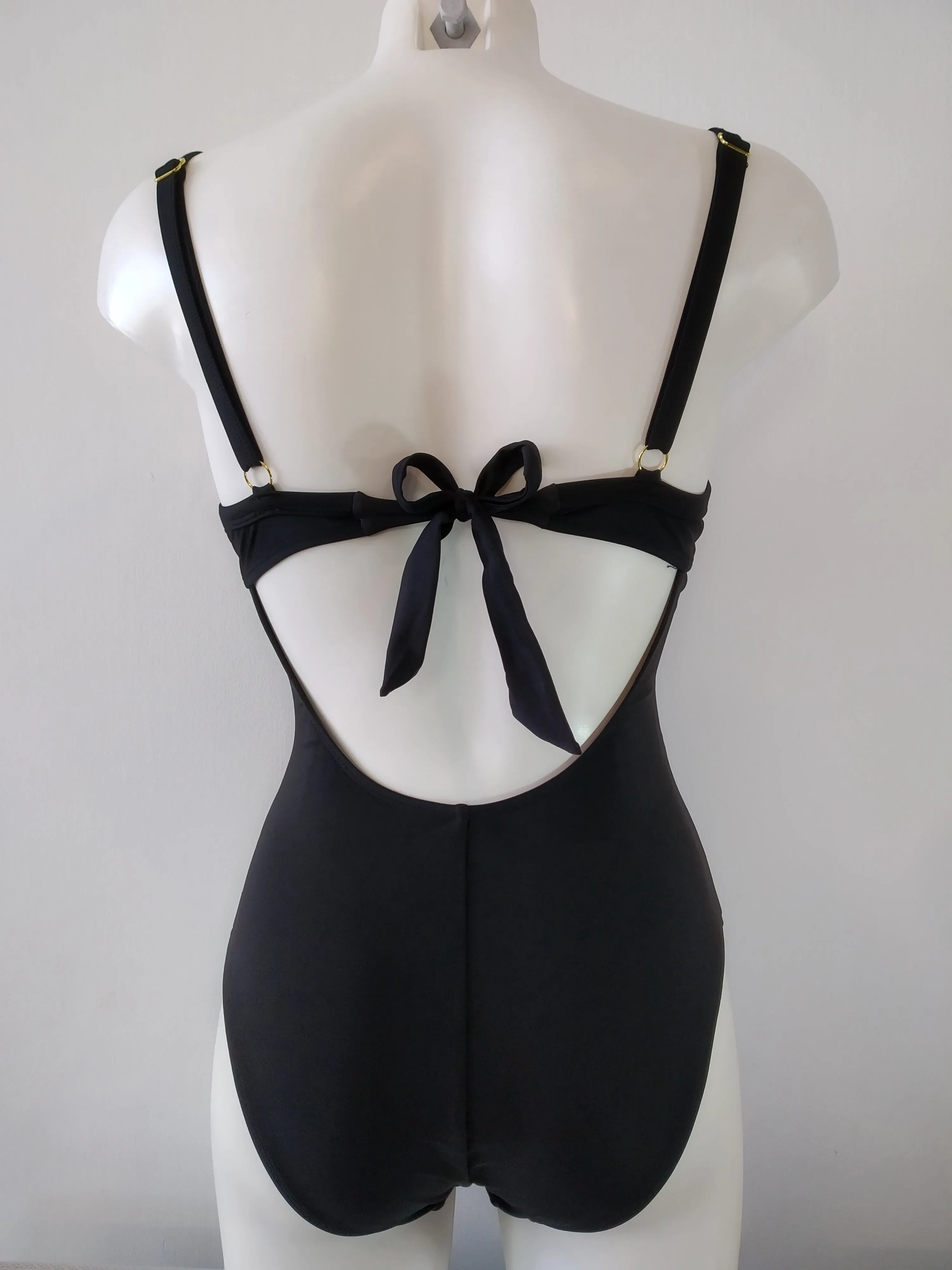 Shiny Emily, fully padded bra One-piece swimsuit