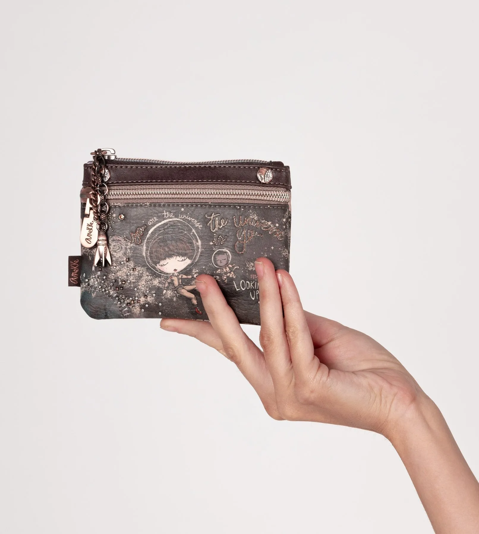 Smart universe purse
