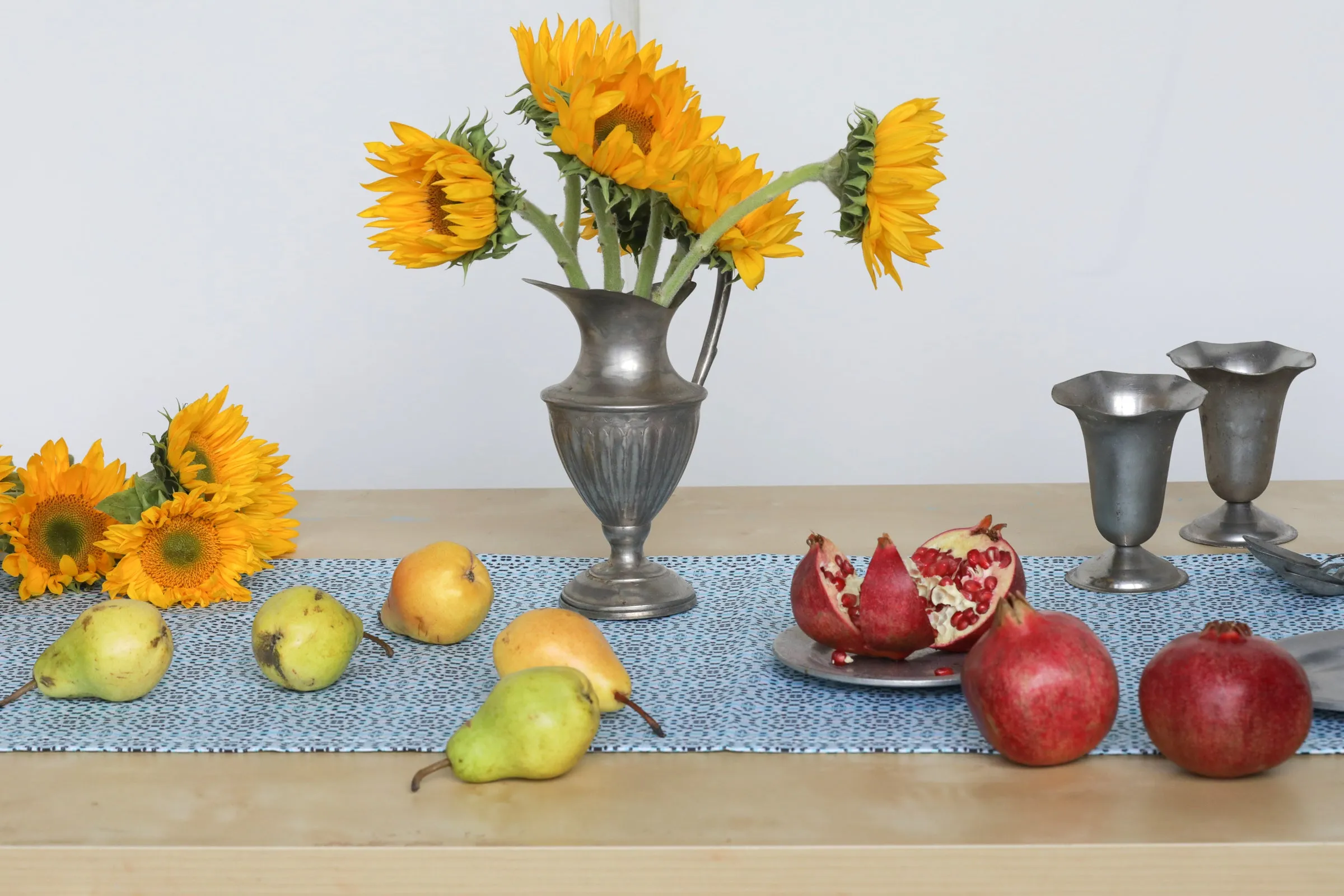 Table Runner <br/> Solomon's Song, Turquoise