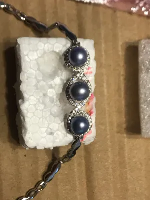 Three Pearl Infinity Bracelet Mount SS