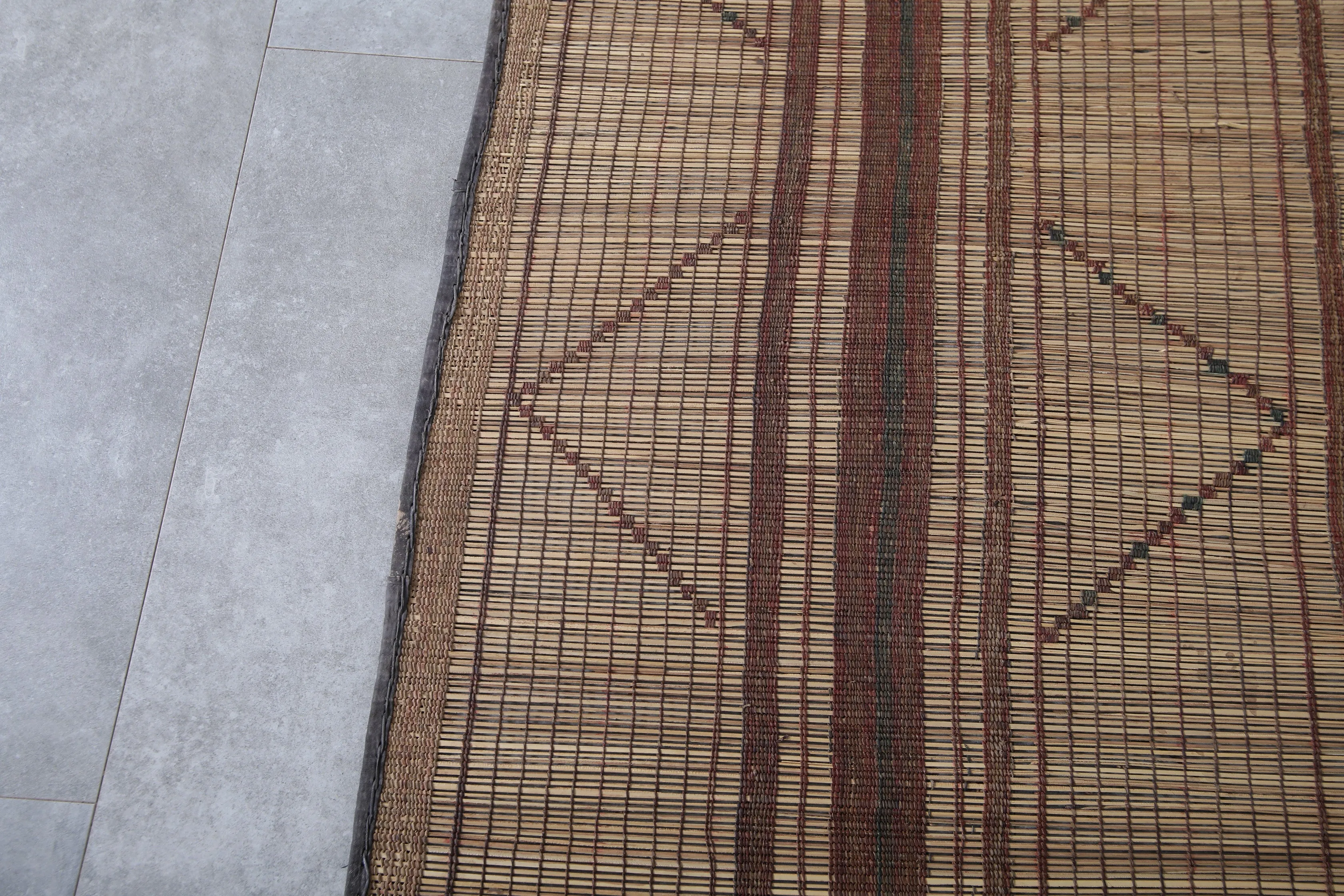 Tuareg rug 4.9 X 8 Feet