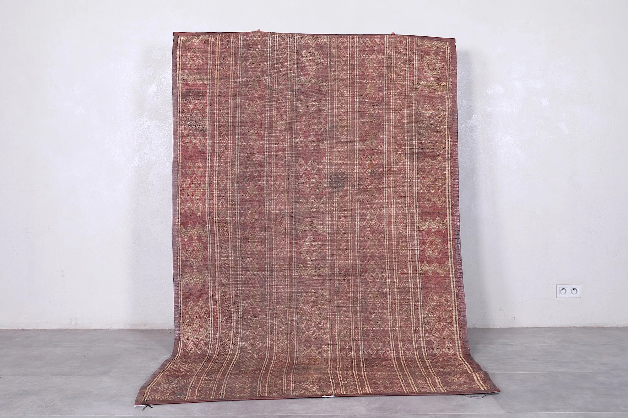 Tuareg rug 5.3 X 8.5 Feet