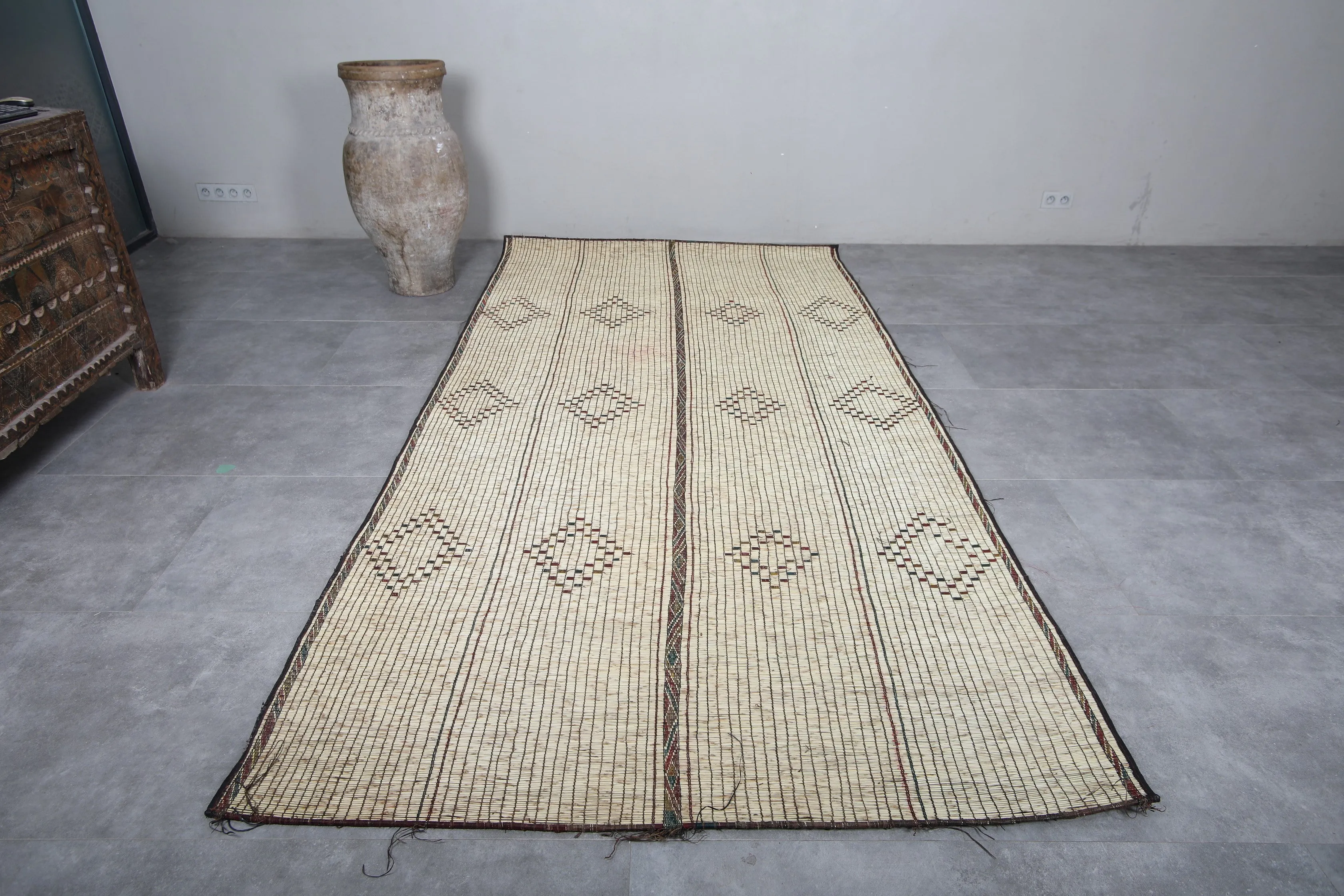 Tuareg rug 5.6 X 10.9 Feet