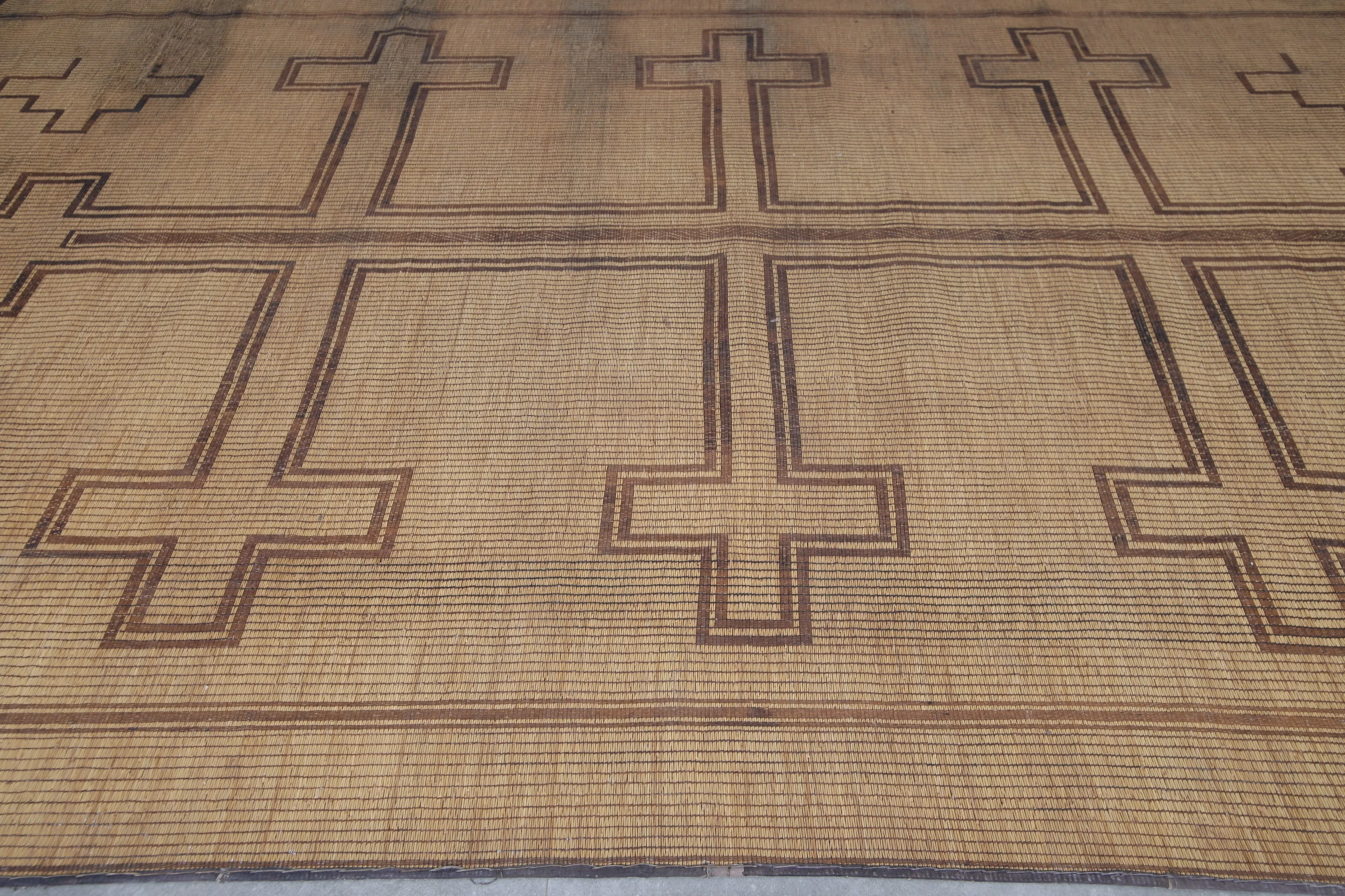 Tuareg rug 9.4 X 13.2 Feet