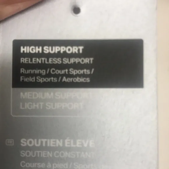 Under Armour Athletic/Athleisure Sports Bra, NWT!