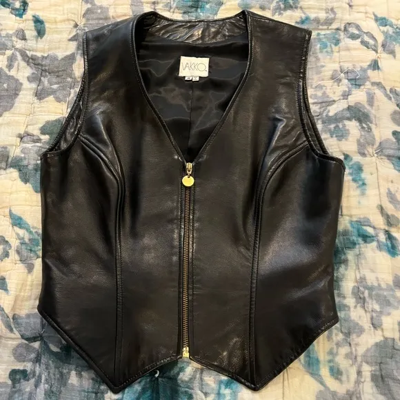 Vakko Black Leather Vest Size Medium