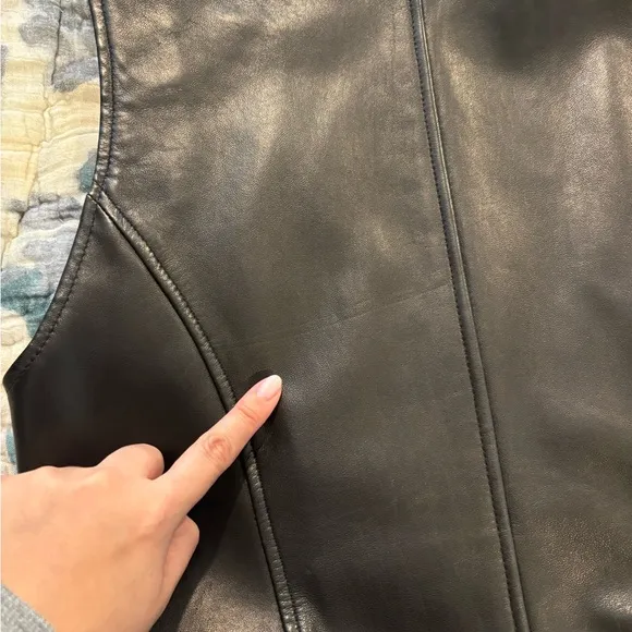 Vakko Black Leather Vest Size Medium