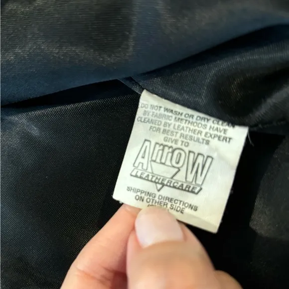 Vakko Black Leather Vest Size Medium