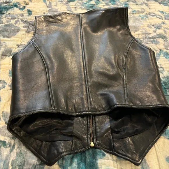 Vakko Black Leather Vest Size Medium