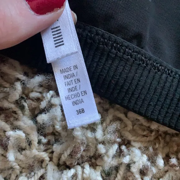 Victorias Secret Sport Knockout Front Zip Sports Bra
