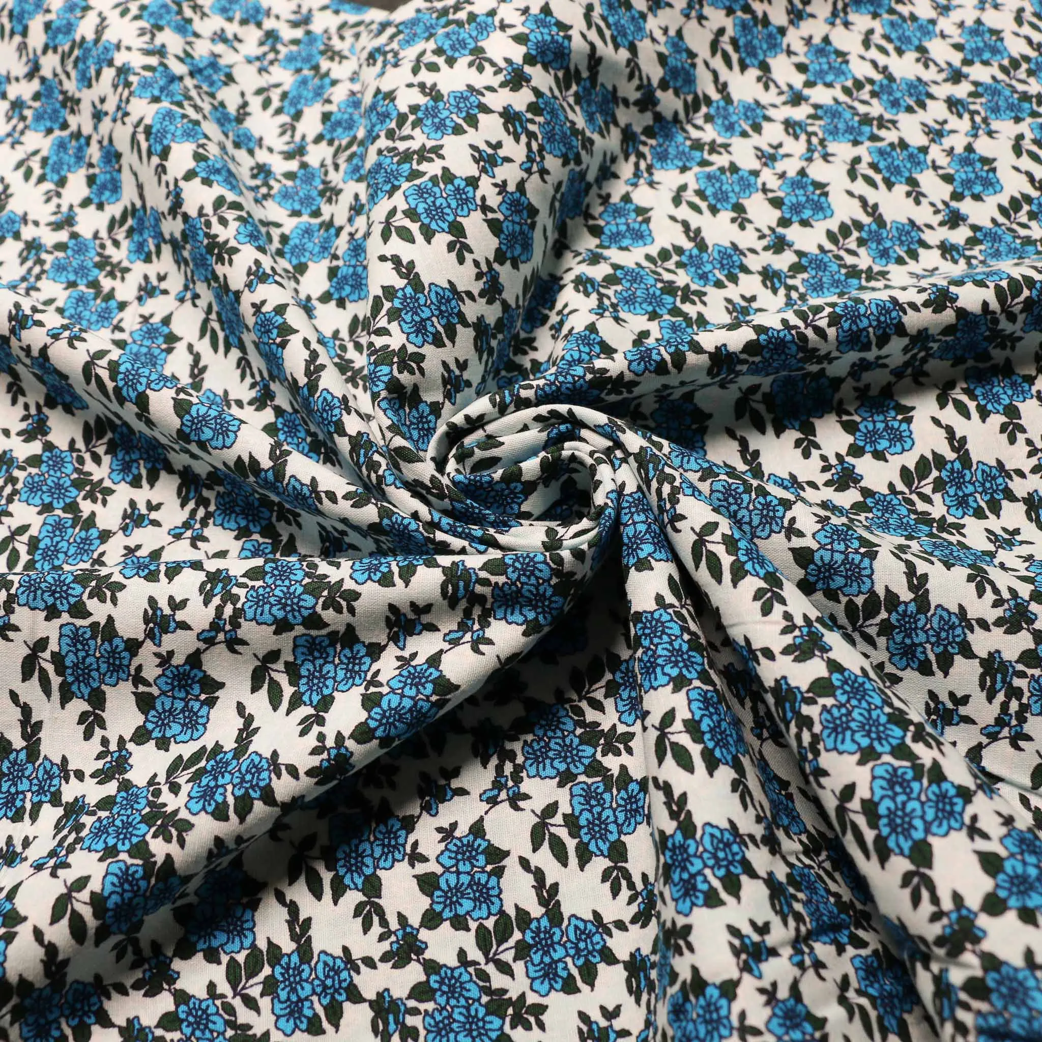 Vintage 100% Cotton Fabric - Pale blue