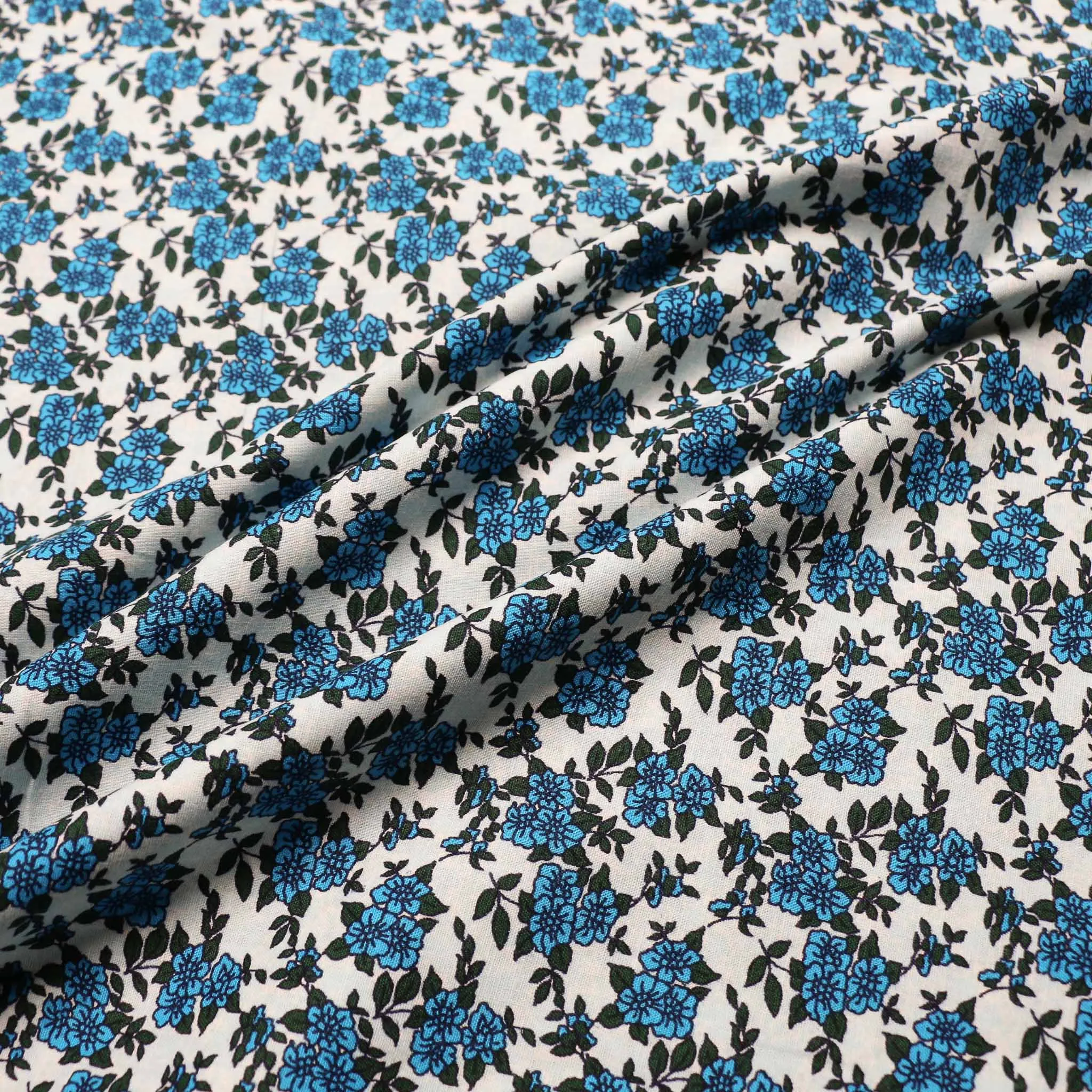 Vintage 100% Cotton Fabric - Pale blue