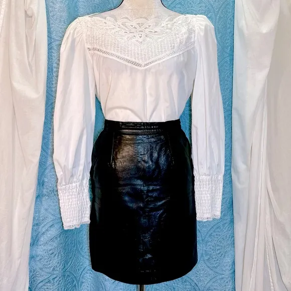 Vintage 80s 90s Authentic Soft Leather Mini Skirt