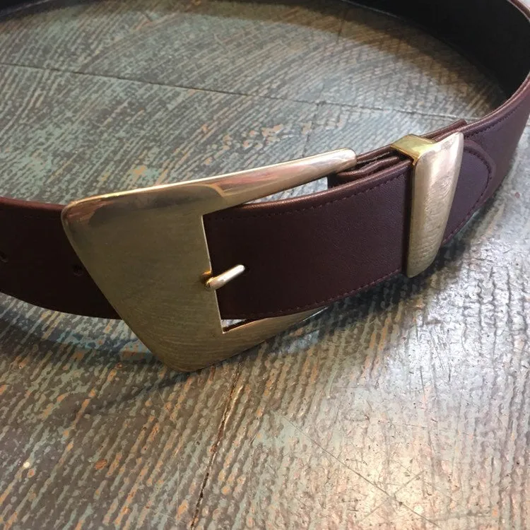 Vintage 80s 90s Ginnie Johansen brown leather belt with bog brass buckle // size medium