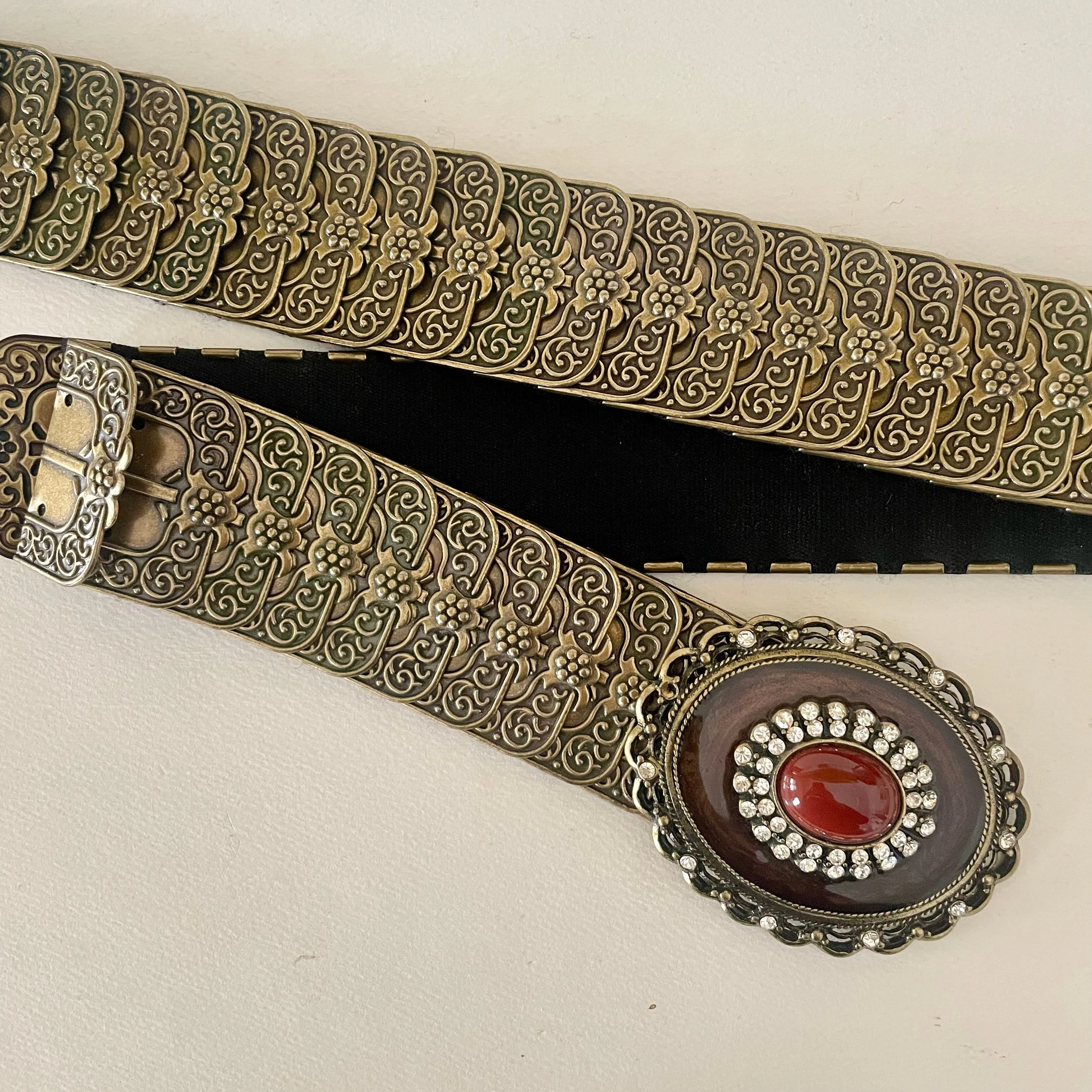 Vintage antiqued brass plate elastic belt with rhinestone medallion buckle (HT2506)
