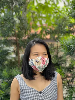 Vintage Fabric Mask 80s Floral