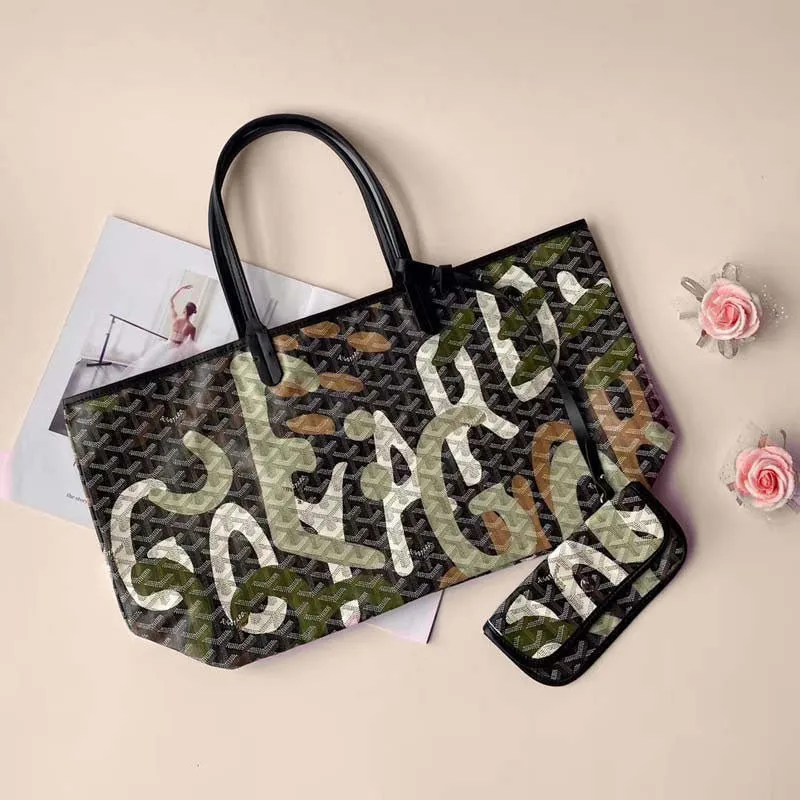 Vivara Signature Carryall