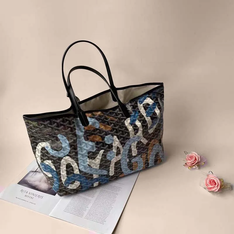 Vivara Signature Carryall