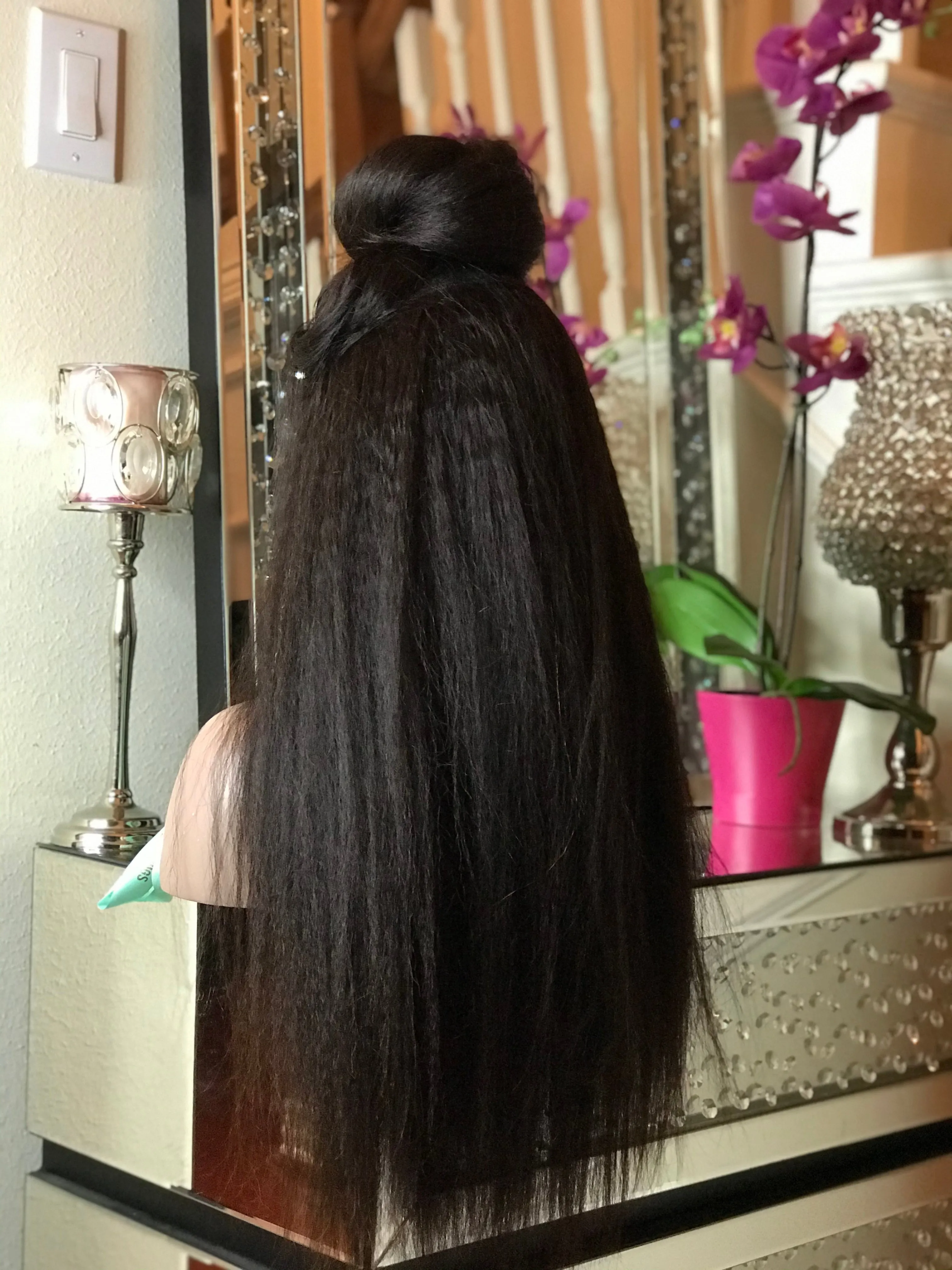 Vivian Kinky Wig
