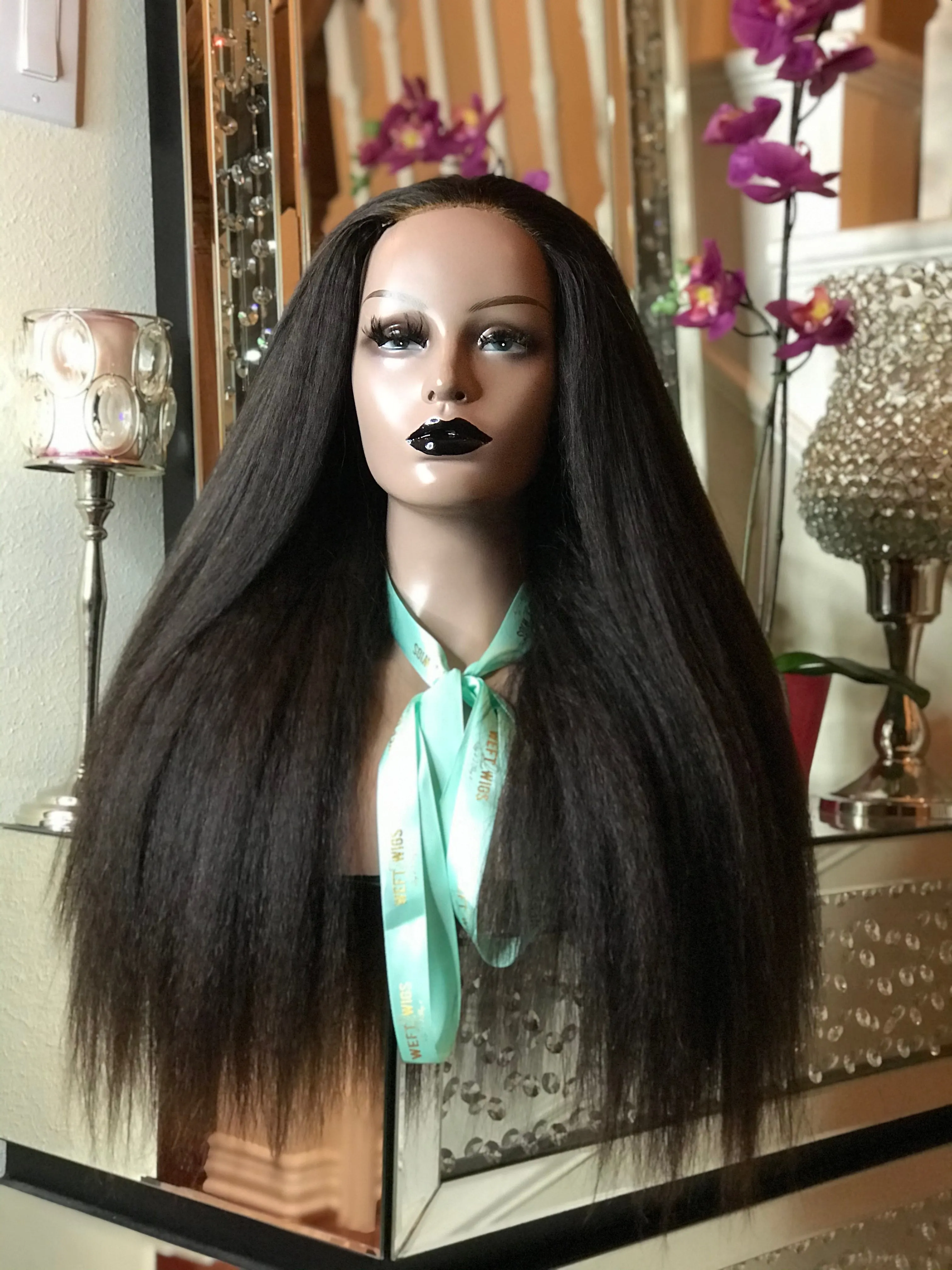 Vivian Kinky Wig