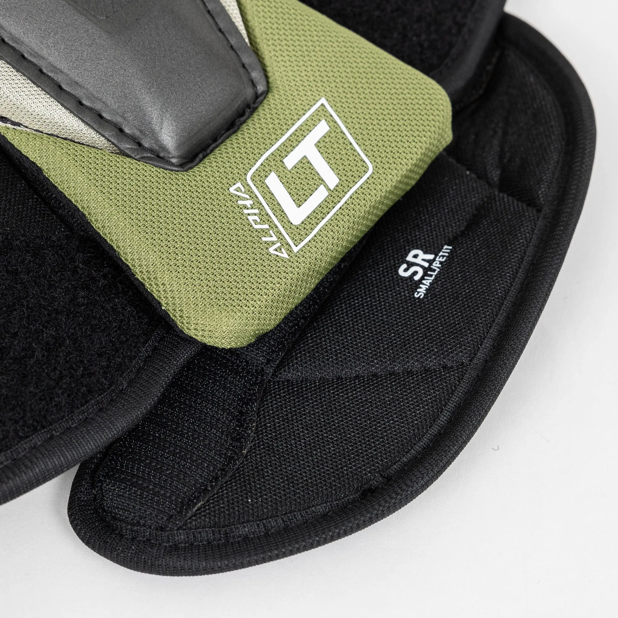 Warrior Alpha Lite Senior Hockey Shoulder Pads