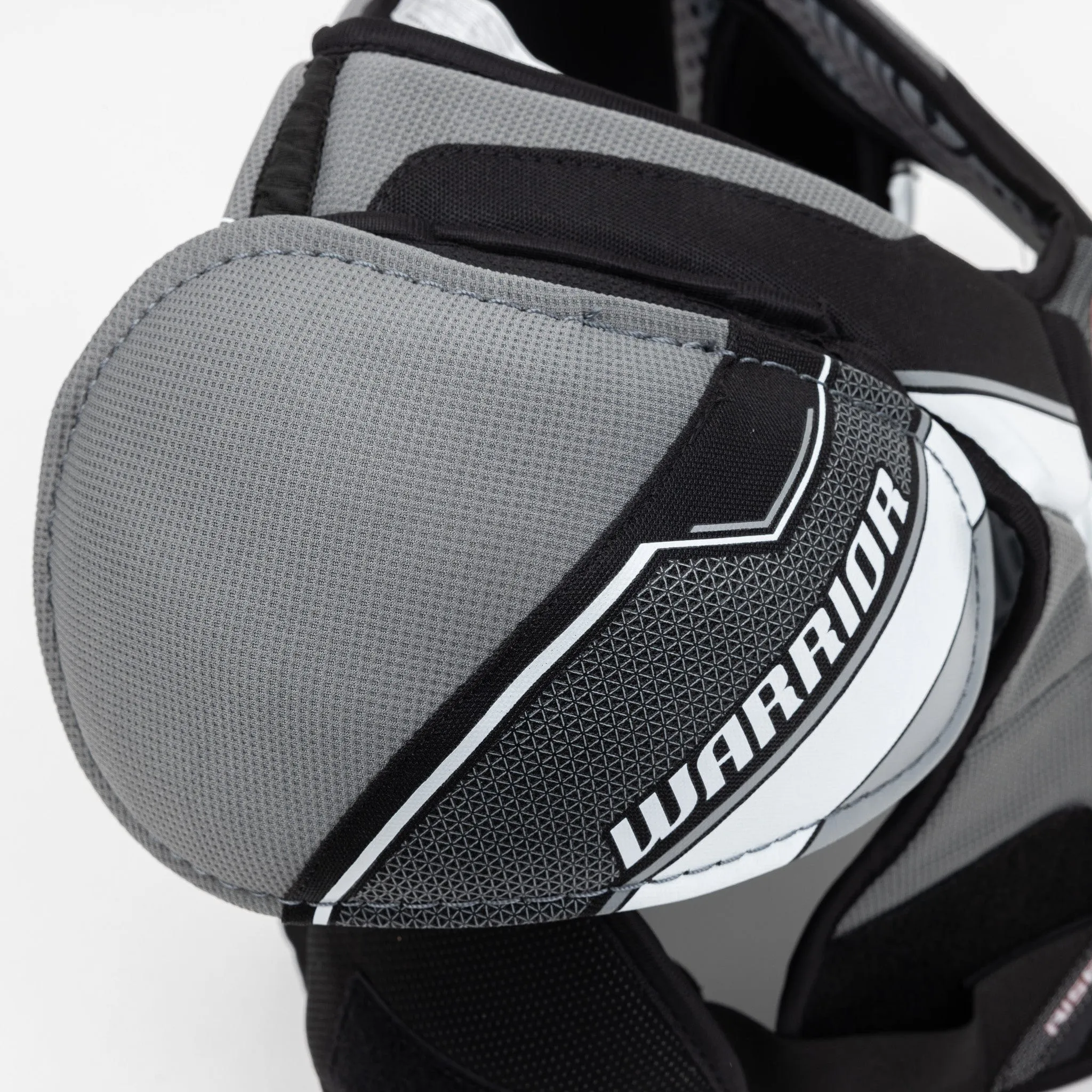 Warrior Rise Junior Hockey Shoulder Pads