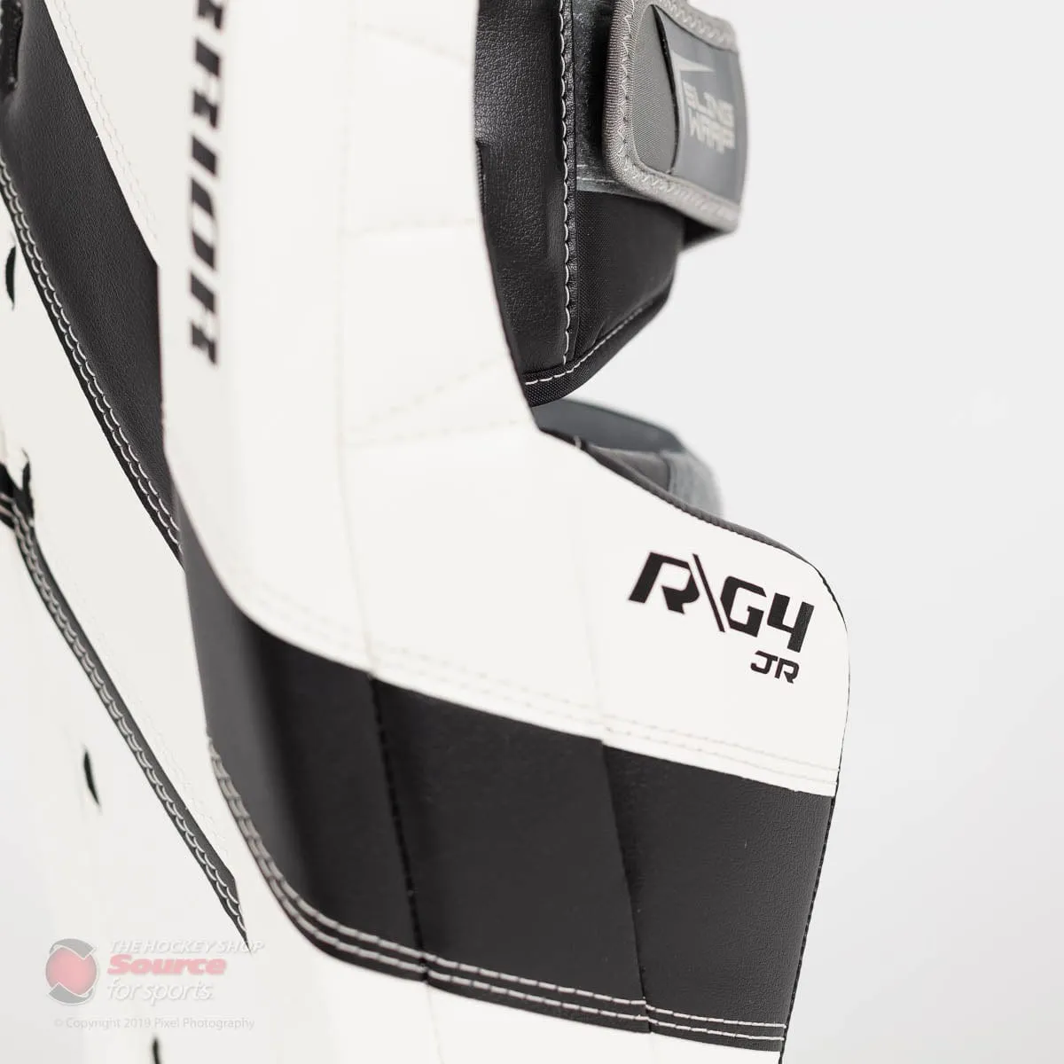 Warrior Ritual G4 Junior Goalie Leg Pads