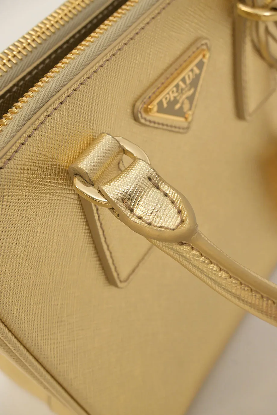 [WB6454] Prada | Cross-Body Bag