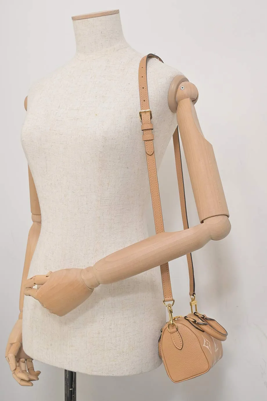 [WB6809] Louis Vuitton | Cross-Body Bag