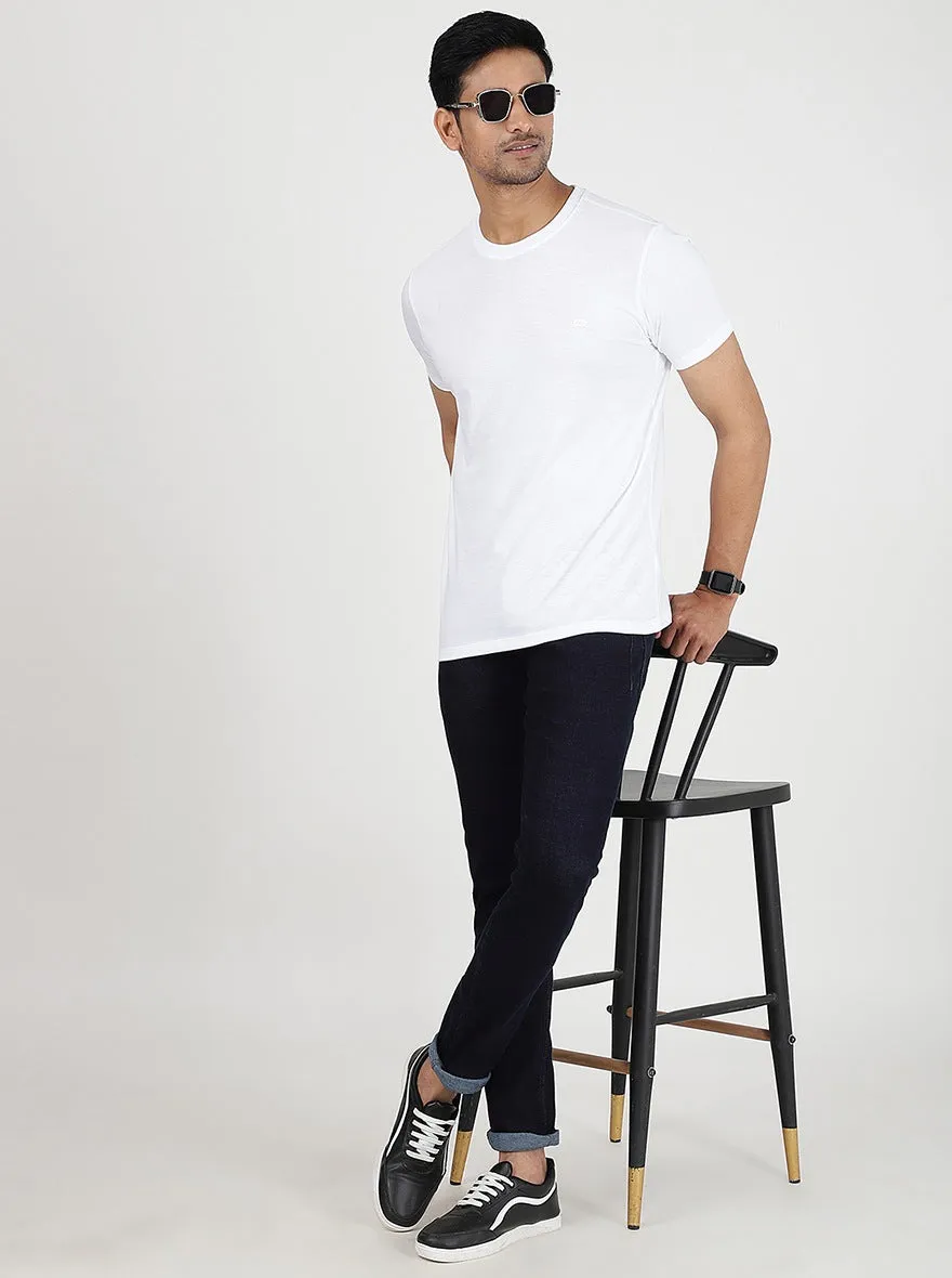 White Solid Slim Fit T-Shirt | JadeBlue