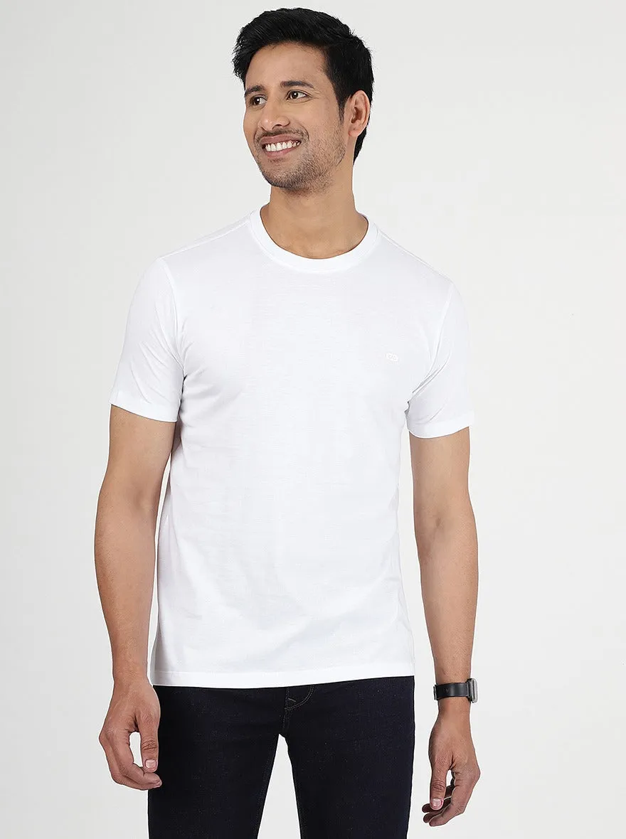 White Solid Slim Fit T-Shirt | JadeBlue