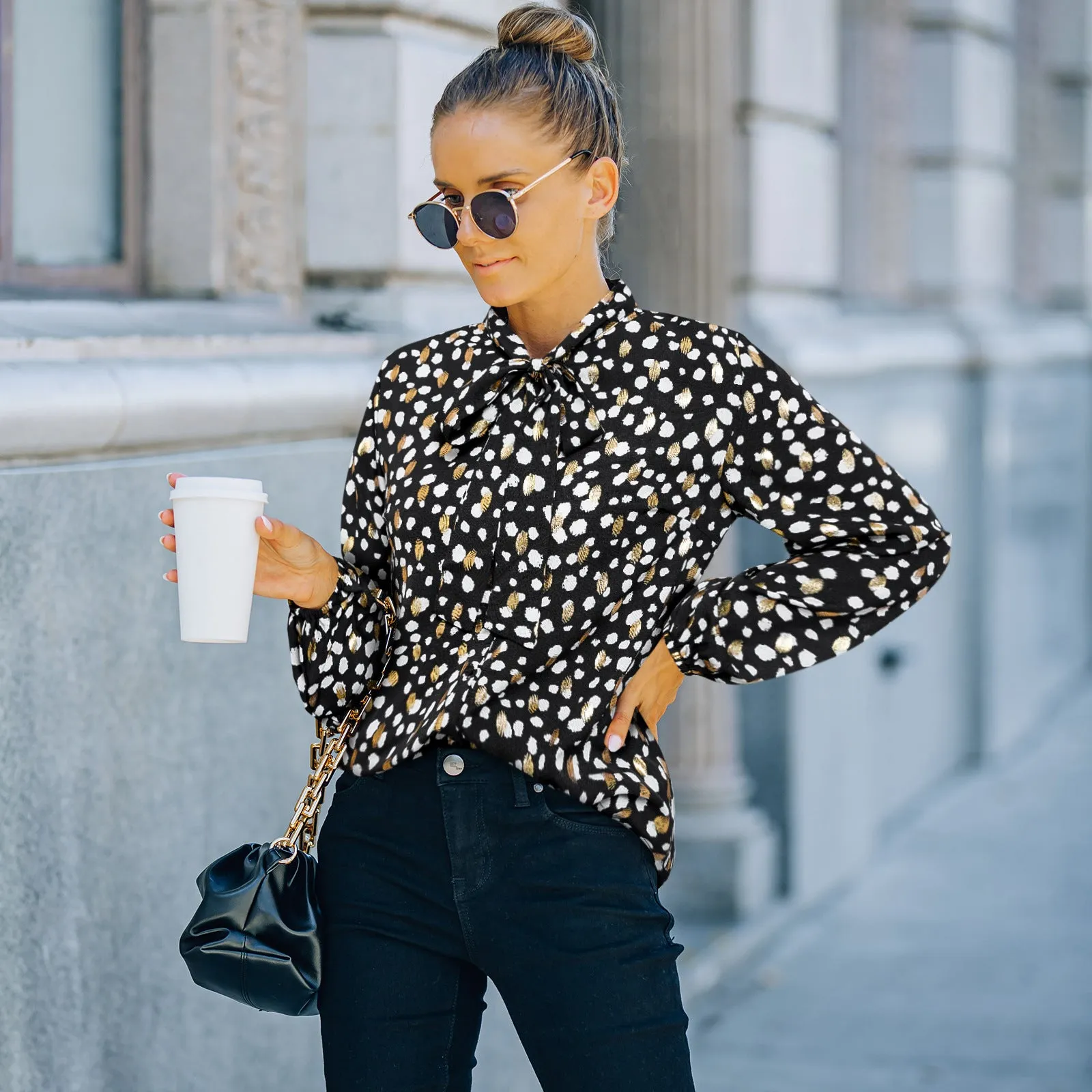 Women's Patterned Blouse with Collar and Long Sleeves