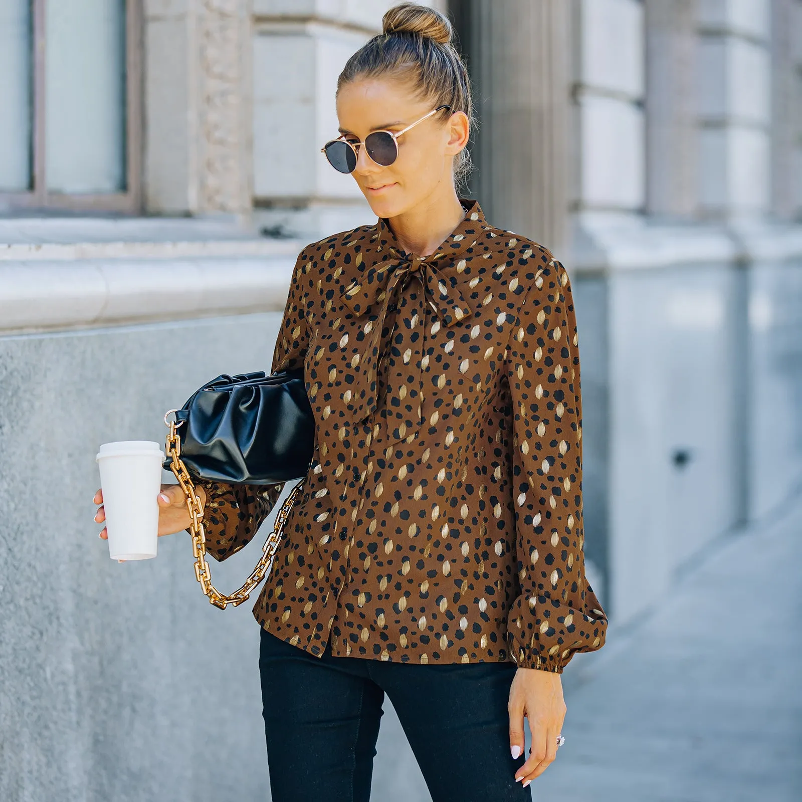 Women's Patterned Blouse with Collar and Long Sleeves