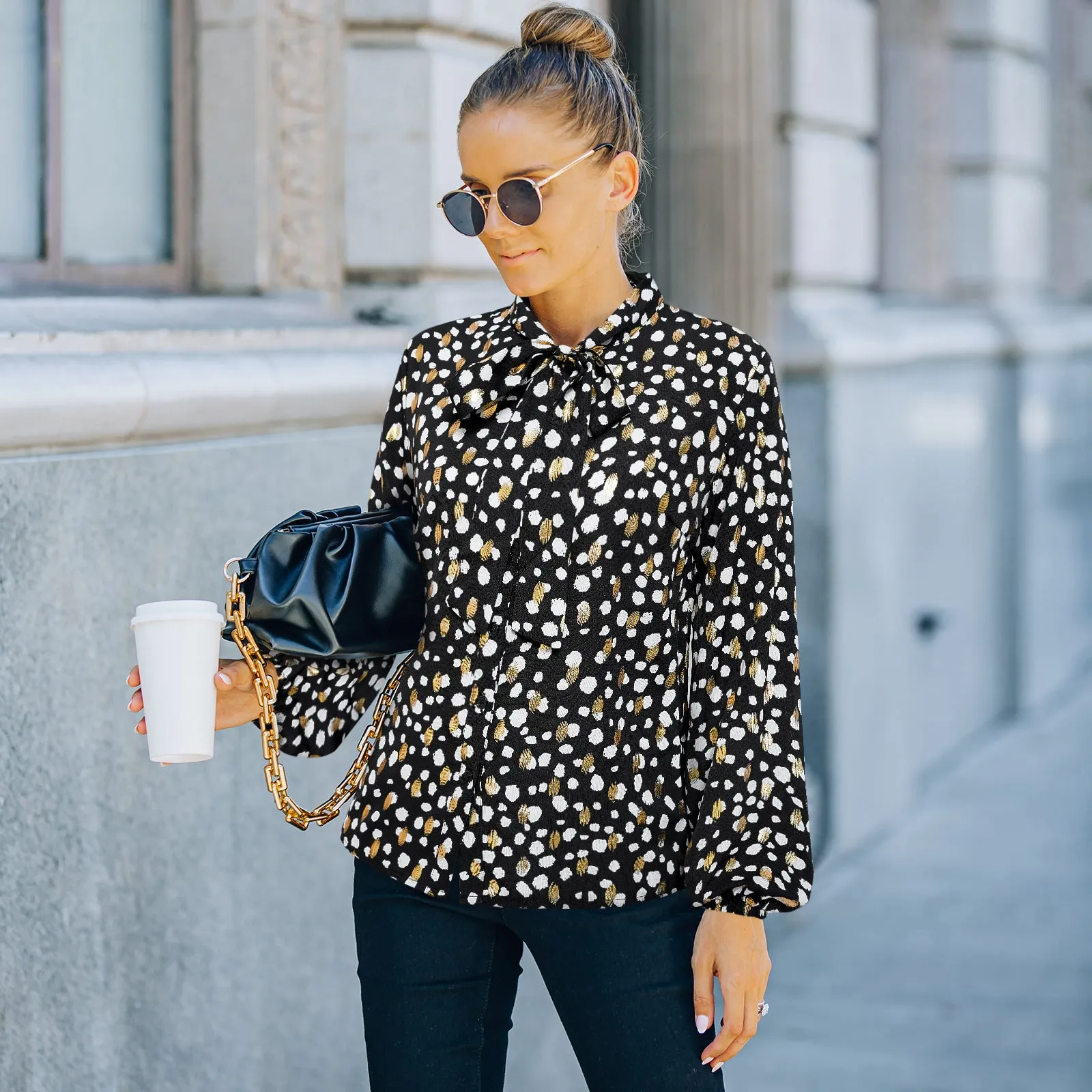 Women's Patterned Blouse with Collar and Long Sleeves